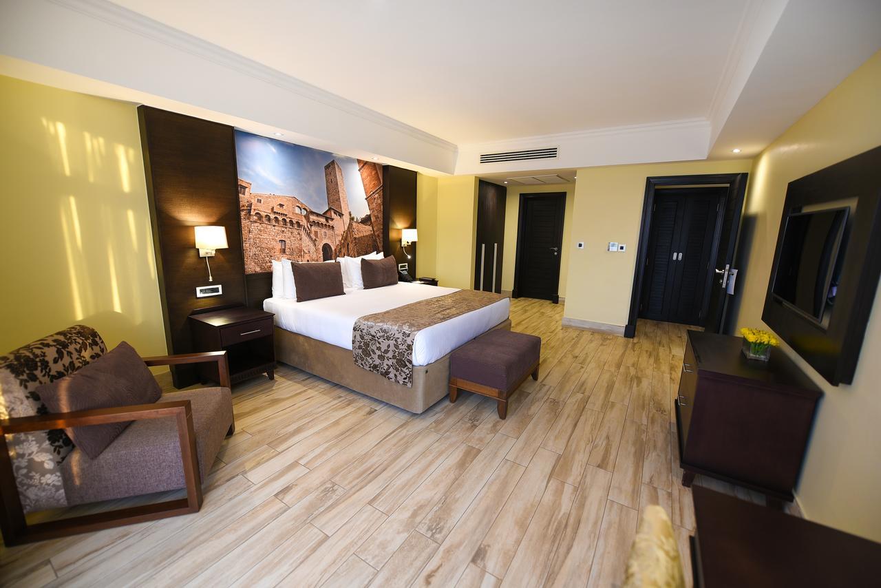 Mestil Hotel & Residences Кампала Екстер'єр фото